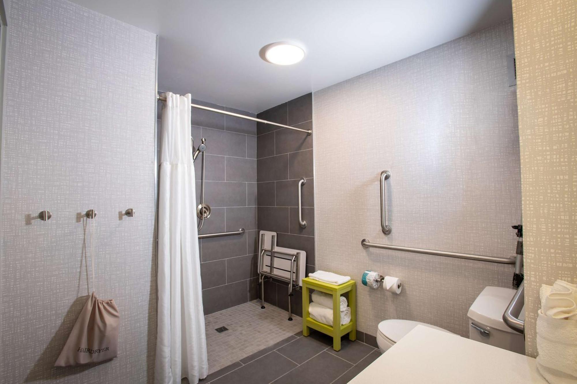 Hotel Hampton